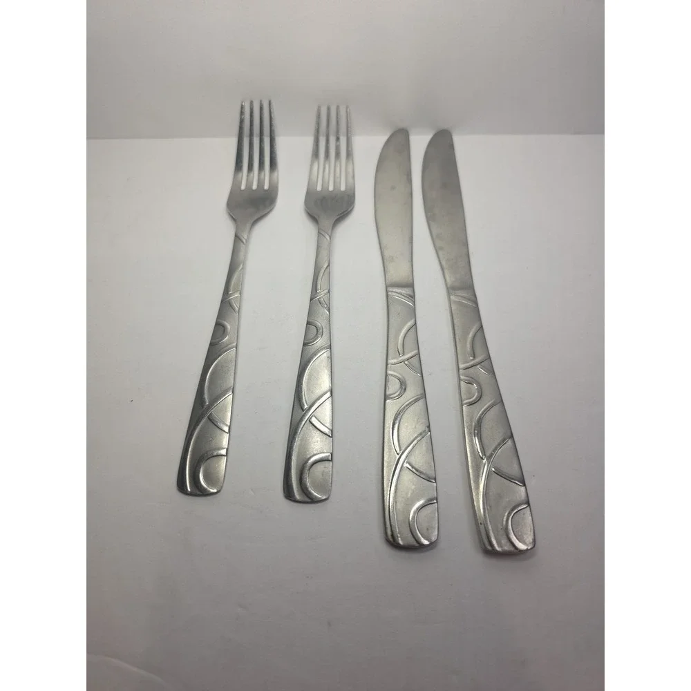 Cambridge Conquest set of 2 Butter knives 2 Forks stainless steel flatware